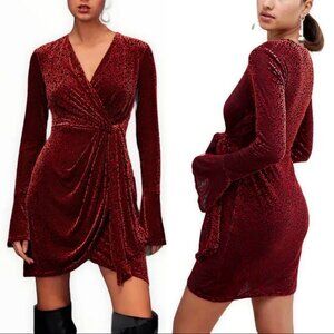 C/MEO Collective Floral Breakthrough Velvet Dress